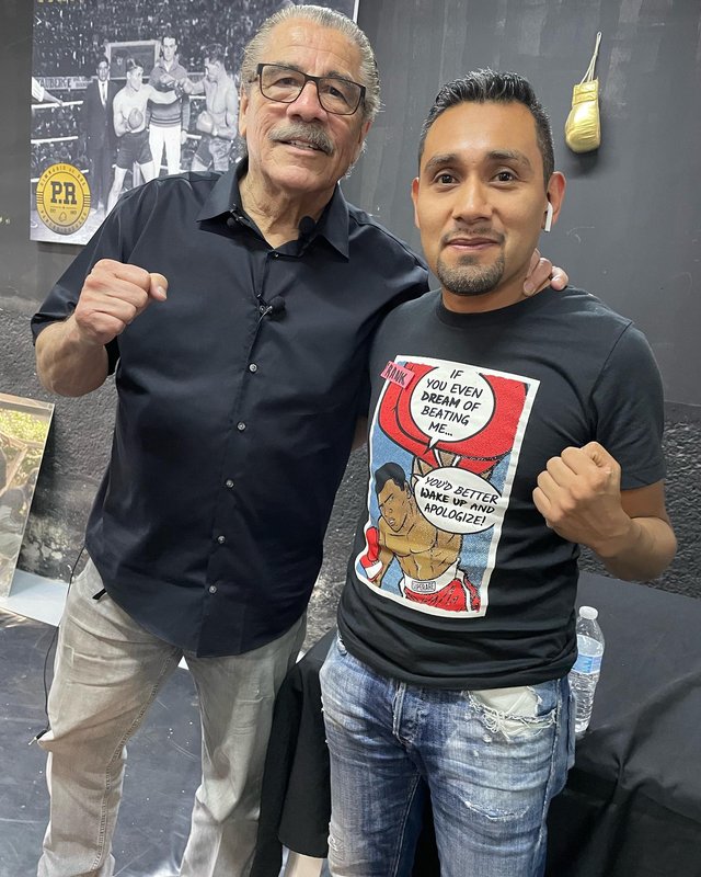 Frank en curso de cutman con Jacob "Stitch" Duran · nov 2022